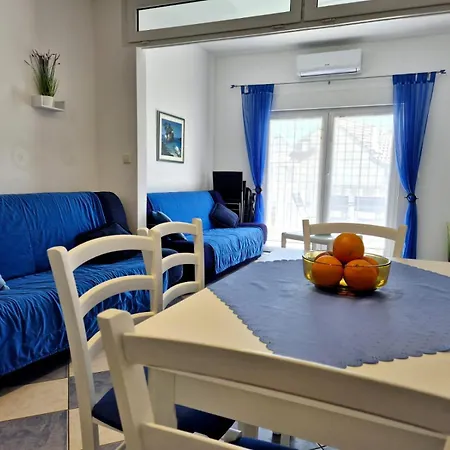Blue Maris Vodice