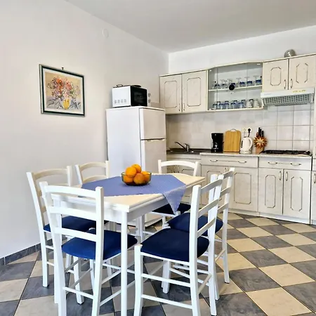 Apartment Blue Maris *